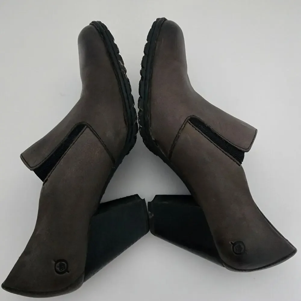 Born Gertrude‎ Ash Taupe Ankle Bootie heeled womens size 9